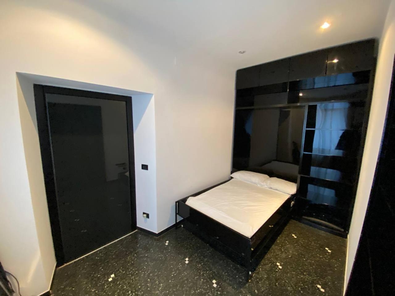 Guest house Martel - Centro Brignole Genoa